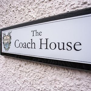 Апартаменты The Coach House At The Albannach Лохинвер Exterior photo