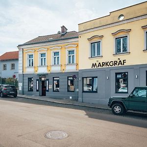 Hotel Markgraf Клостернойбург Exterior photo