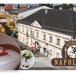 Отель Ristorante Napoleone Altheim Exterior photo