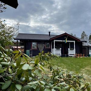 Вилла Cosy Non Smoking Cabin Close To Beach,Alnoe Сундсвалль Exterior photo