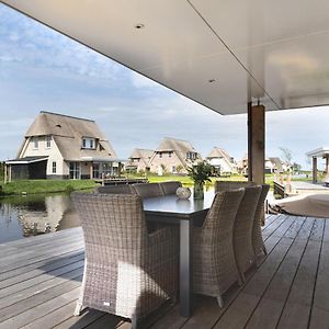 Spacious Villa With A Sauna, At The Tjeukemeer Delfstrahuizen Exterior photo