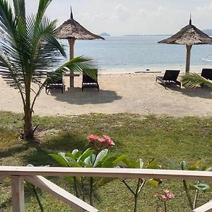 Отель Alam Karang Gili Gede Exterior photo