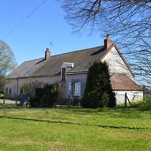 Вилла Ancienne Fermette A Aigurande: Nature, Proche Creuse, 1 Chambre, Jardin Prive, Barbecue, Garage - Fr-1-591-1 Exterior photo