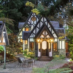 Вилла Fernhill Estate “ Gingerbread House” Kallista Exterior photo