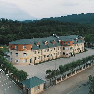 Vilesh Palace Hotel Масаллы Exterior photo
