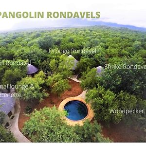 Pangolin Rondavels - Shikwari Nature Reserve Худспрут Exterior photo