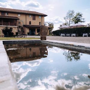 Tenuta Montezeglio Country Family House Инворио-Инфериоре Exterior photo