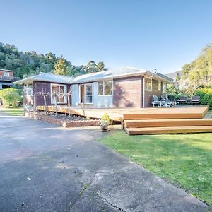 Woodills Wonderland - Akaroa Holiday Home Exterior photo