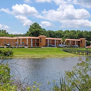 Quality Inn & Suites Mt Dora North Маунт-Дора Exterior photo