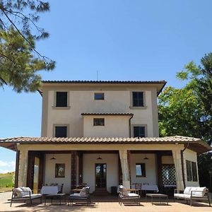 Вилла Glamping At An Agriturismo In The Vineyard Ortezzano Exterior photo
