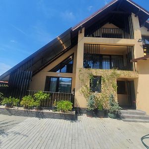 Pensiunea Relax Куртя-де-Арджеш Exterior photo