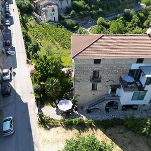 Апарт отель Casa Sarlo Petina Exterior photo