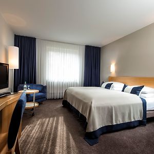 Отель Wyndham Garden Потсдам Room photo