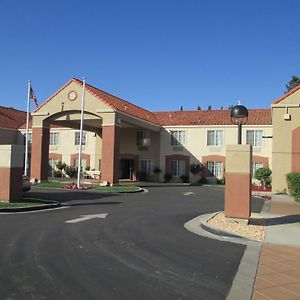 Best Western Brentwood Inn Exterior photo