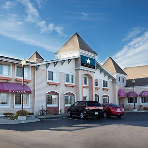 Magnuson Grand Pioneer Inn And Suites Эсканаба Exterior photo