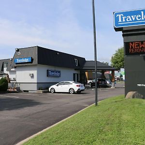 Travelodge By Wyndham Гананокве Exterior photo