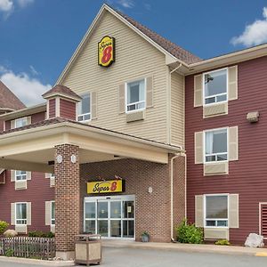 Отель Super 8 By Wyndham Windsor Ns Exterior photo