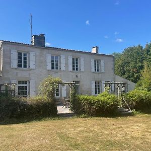 Вилла Country 4 Bed House With Private Heated Pool Dampierre-sur-Boutonne Exterior photo