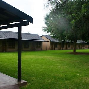 Eastwoods Lodge Спрингс Exterior photo