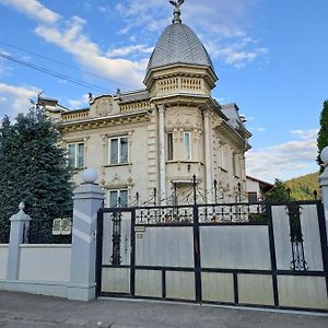 Апартаменты Casa Irimescu Гура-Гуморулуй Exterior photo