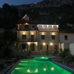 Villa Celaj “The Castle” Круя Exterior photo