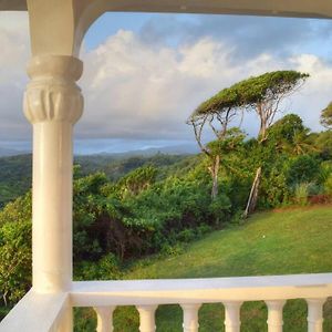 Oceanfront 3-Bedroom Villa With Spectacular View! Калибишие Exterior photo