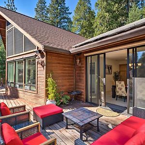 Вилла Lush A-Frame Cabin With Wraparound Deck And Views Pioneer Exterior photo