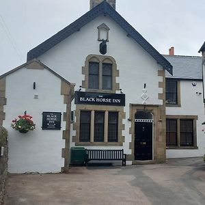 The Black Horse Inn Сеттл Exterior photo