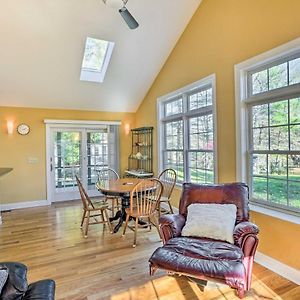 Lenox House With Screened Patio And Mountain View Exterior photo