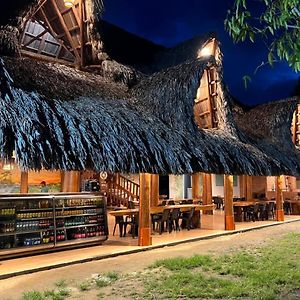 Arca Tayrona Restaurant & Hostal Санта-Марта Exterior photo