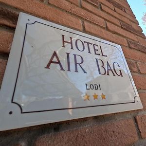 Hotel Air Bag Лоди Exterior photo
