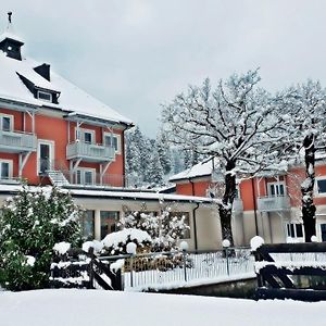 Strandhotel Burgstaller Фельд-ам-Зее Exterior photo