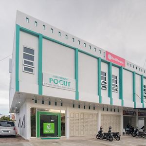 Отель Reddoorz Syariah Near Pelabuhan Ulee Lheue Банда-Ачех Exterior photo