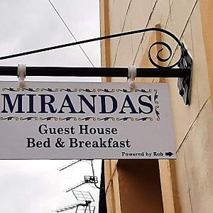 Mirandas Guest House Бервик-апон-Твид Exterior photo