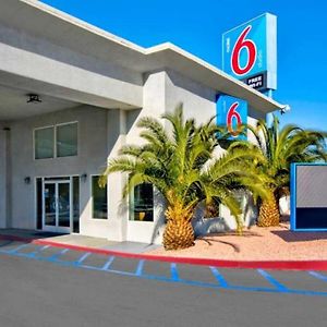 Motel 6 Викторвилл Exterior photo