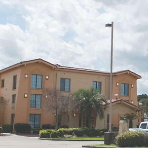 La Quinta Inn By Wyndham New Orleans Veterans / Метейри Exterior photo