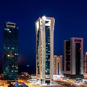 Centara West Bay Hotel & Residences Доха Exterior photo