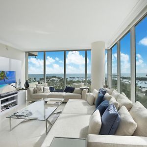 Ritz Carlton Coconut Grove Waterview 2 Bedroom Apt Apts Майами Exterior photo