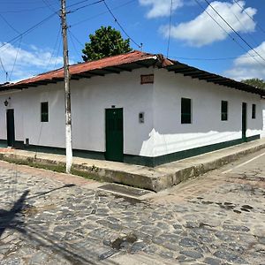 Villa Isabel Гуадуас Exterior photo
