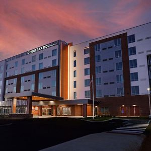 Отель Courtyard By Marriott Indianapolis Фишерс Exterior photo