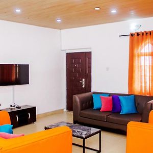 Aro Apartments: Лагос Exterior photo