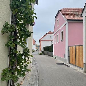 Вилла Altes Winzerhaus In Der Wachau - Neu Renoviertes Haus Mit Terrasse Дюрнштайн Exterior photo