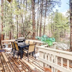 Вилла Pet-Friendly Pine Cabin With Fire Pit 2 Mi To Trail Exterior photo