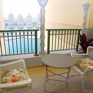 Beachfront Luxury Apartment-The Home-Pearl Island Доха Exterior photo