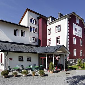 Familie Zuser Hotel Garni Миттербах Exterior photo