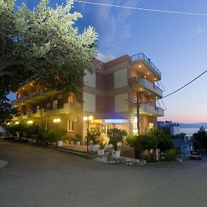 Hotel Kallithea Лутра-Эдипсу Exterior photo