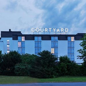 Отель Courtyard By Marriott Wiesbaden-Nordenstadt Exterior photo