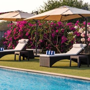 Saffronstays Brunton House, Alibaug - Luxury Pool Villa Near Awas Beach Алибаг Exterior photo