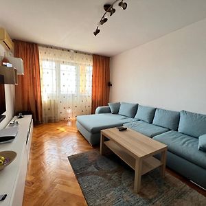 Cozy & Complete 3 Room Flat Брэила Exterior photo