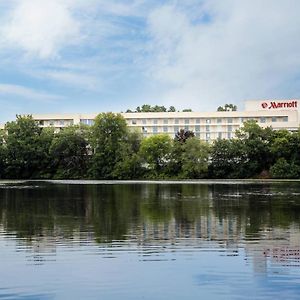 Отель Boston Marriott Ньютон Exterior photo